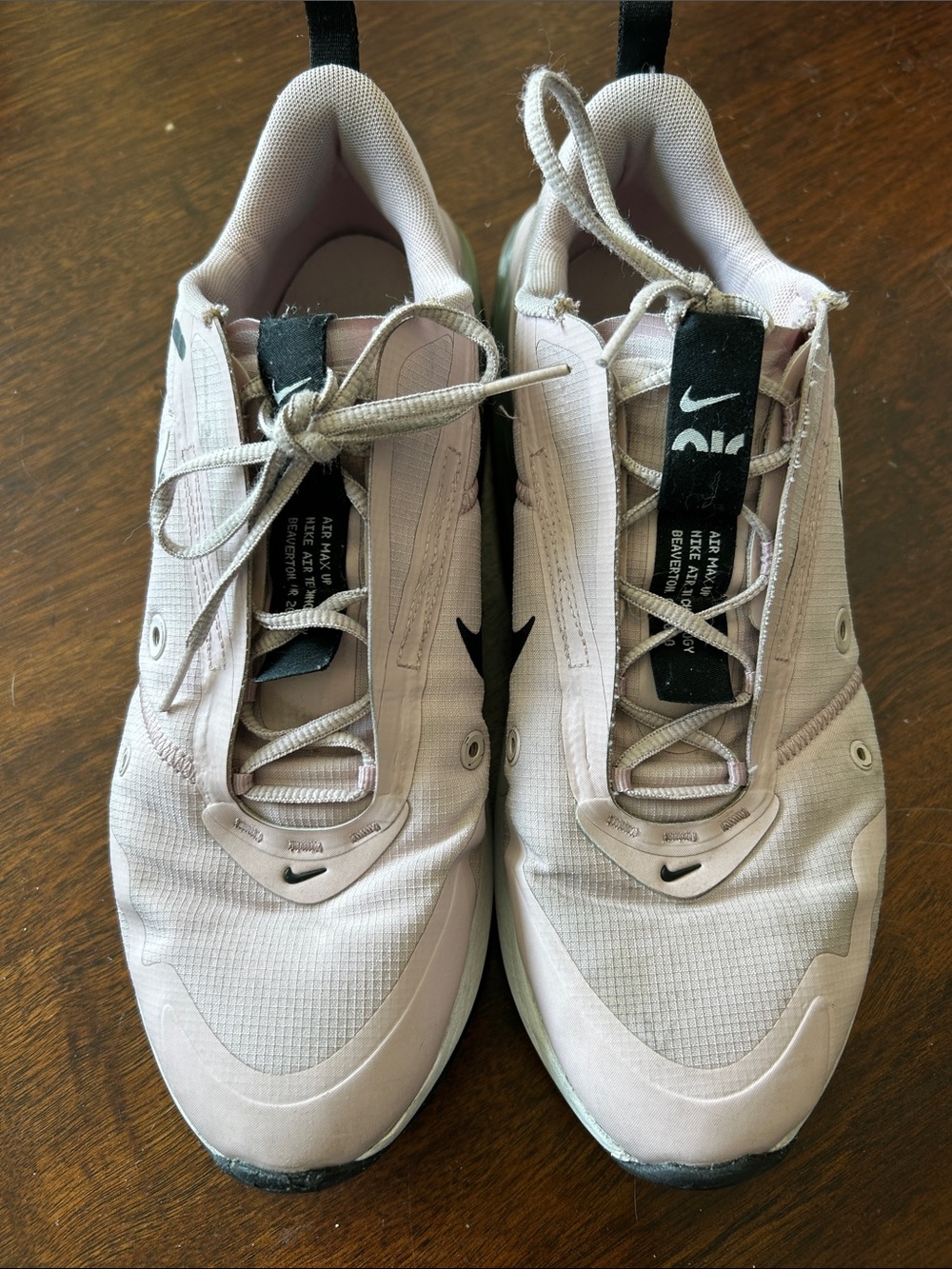 Nike Air Max Women's Light Pink Lace-Up Athletic Sneakers